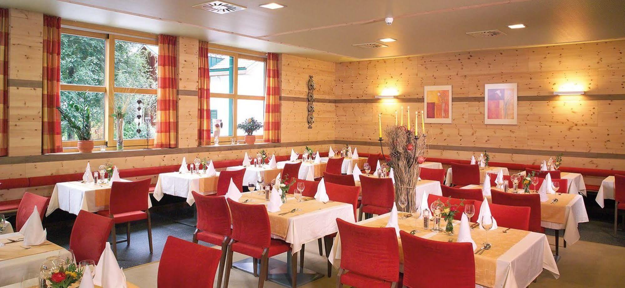 Hotel Zum Hirschen Längenfeld Exterior foto